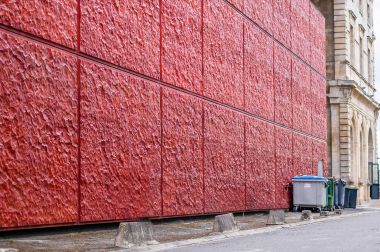 Mur rouge du Megarama - Ali Koç Photographe.